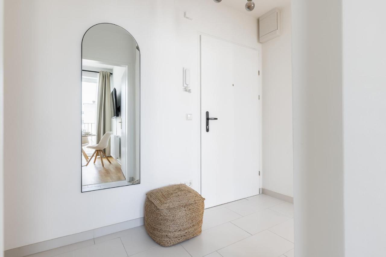 Bright Stylish Apartment With A Balcony In A Top Location Wien Eksteriør billede