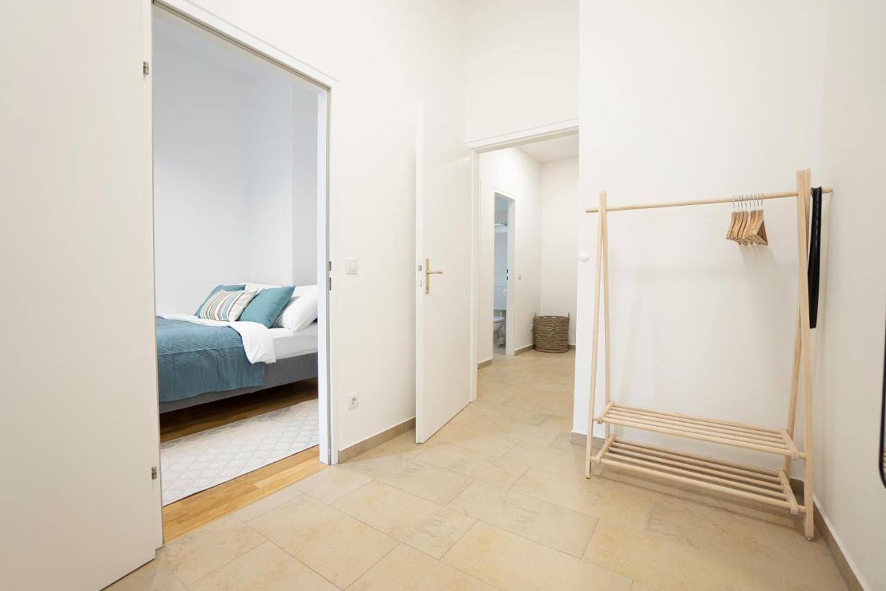 Bright Stylish Apartment With A Balcony In A Top Location Wien Eksteriør billede