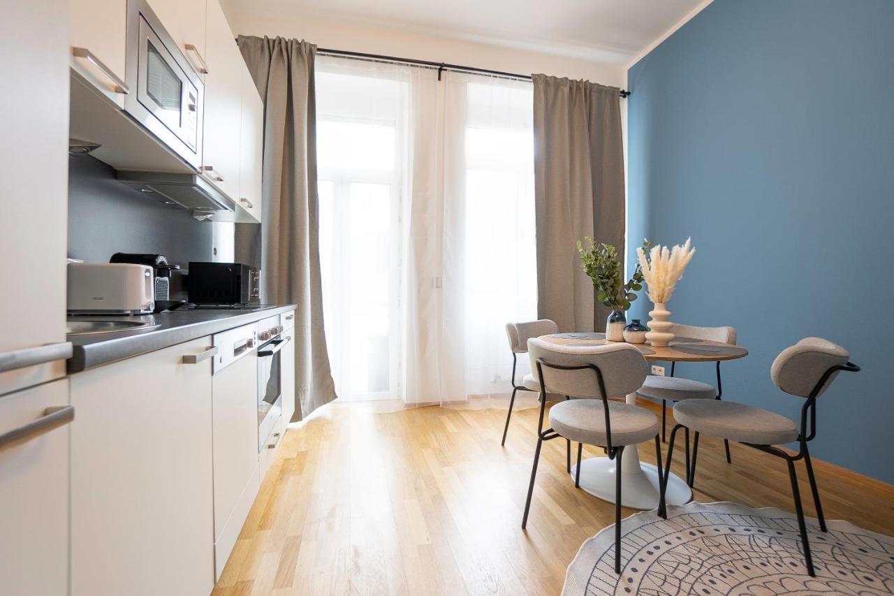 Bright Stylish Apartment With A Balcony In A Top Location Wien Eksteriør billede