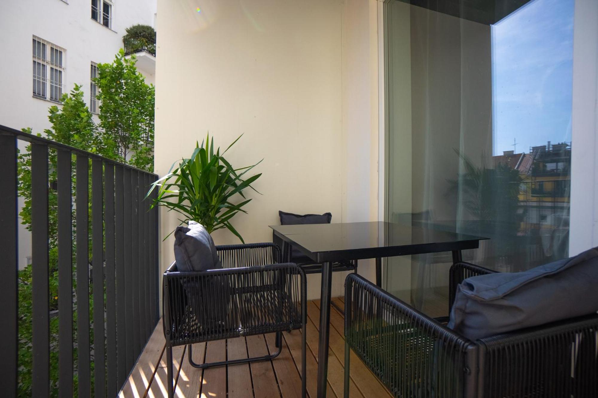 Bright Stylish Apartment With A Balcony In A Top Location Wien Eksteriør billede